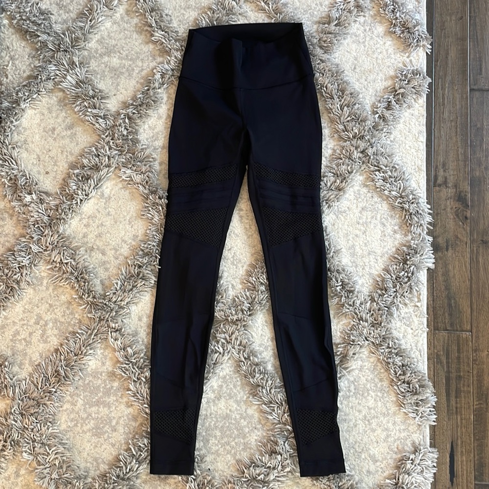 Like New Lululemon Leggings with sheer paneling